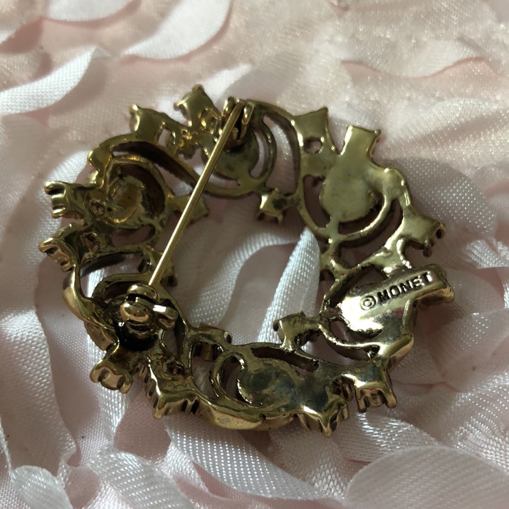 Vintage Signed Monet Faux Pearls Rhinestone Brooch - Picture 2 of 3
